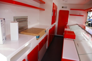 Camion tournées marchés boucher, 2012, 55.000km, 4 mètres----------45.000€