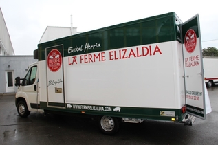 4500 camion Boucher