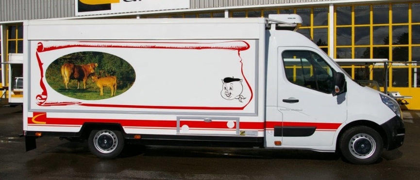 Camion tournées marchés boucher, 2012, 55.000km, 4 mètres----------45.000€