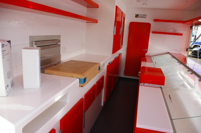 Camion tournées marchés boucher, 2012, 55.000km, 4 mètres----------45.000€