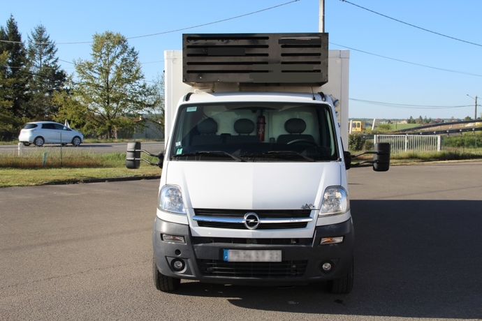 CAMION CARAVI - VITRINE 7,2 M - 170 000 Km - GTIE 1 AN - 52 900€