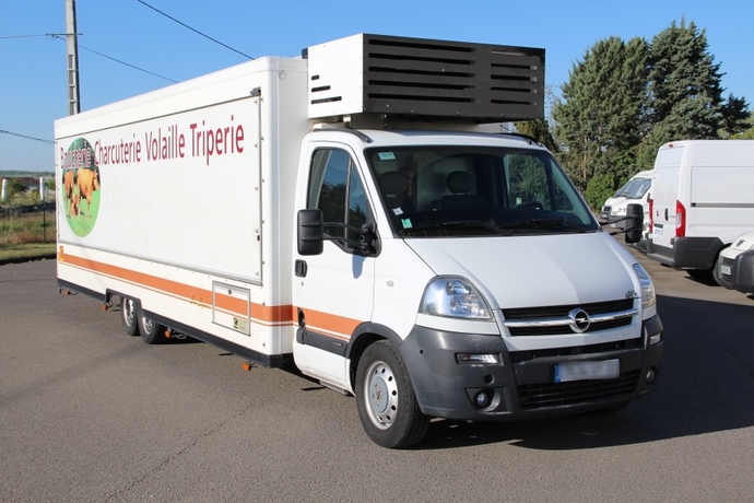 CAMION CARAVI - VITRINE 7,2 M - 170 000 Km - GTIE 1 AN - 52 900€