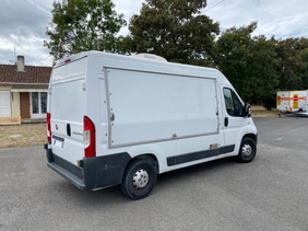 CAMION FLEURISTE - 104 000 KM - 25000€ TTC