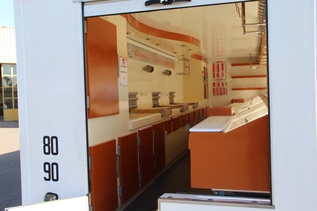   CAMION CARAVI - VITRINE 7,2 M - 170 000 Km - GTIE 1 AN - 52 900€